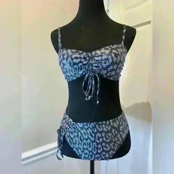 Dippin’ Daisy’s Britney Top & Angel Bottom - Picture 5 of 13